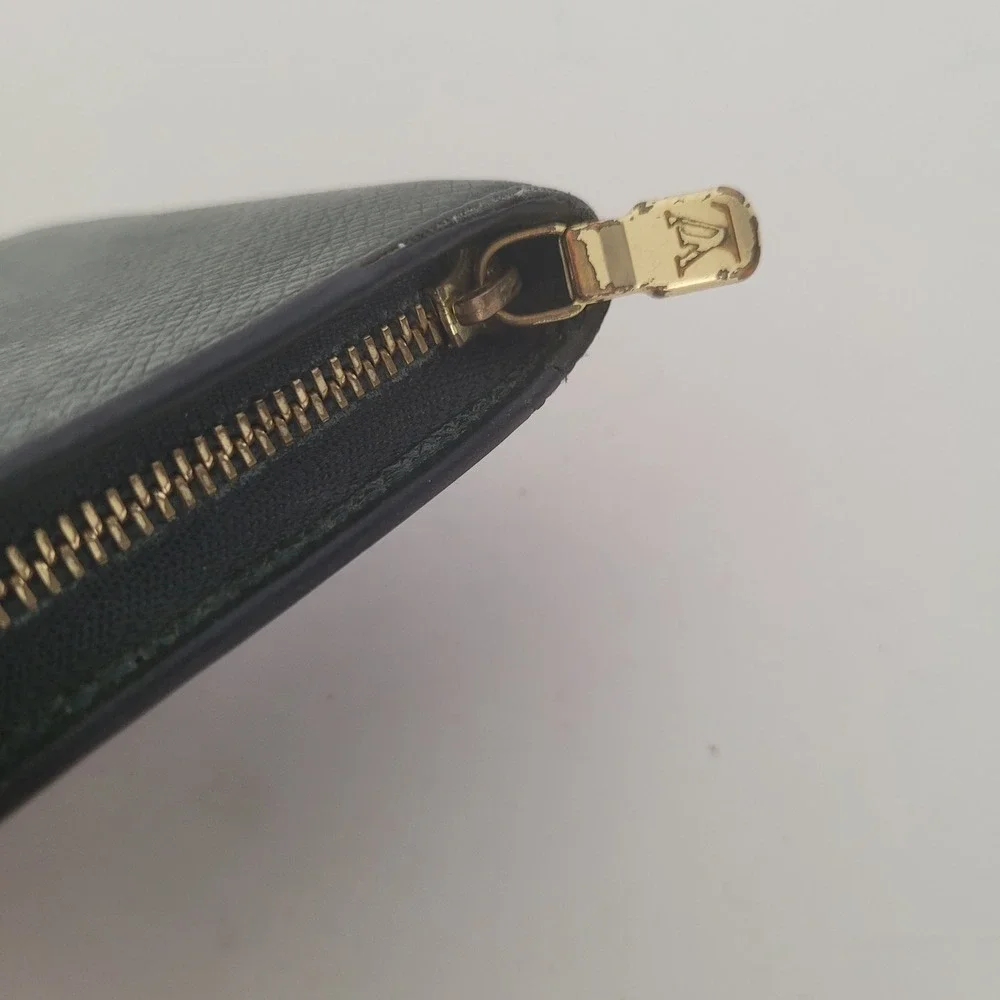 Louis Vuitton Taiga Leather Compact Zippy Wallet Green CA0051 Mens Bifold Spain